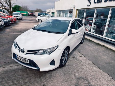 2015 Toyota Auris - photo 4