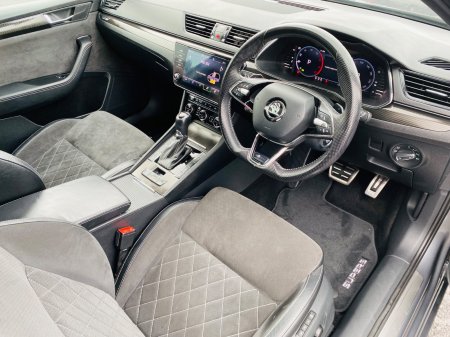 2022 Skoda Superb - photo 12