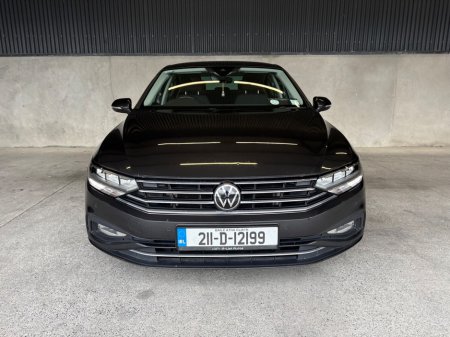 2021 Volkswagen Passat - photo 5