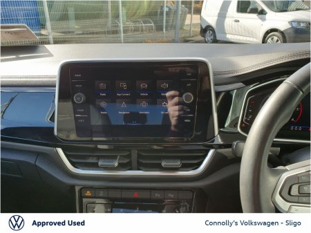 2024 Volkswagen T-Roc - photo 17