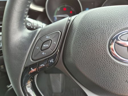 2021 Toyota C-HR - photo 17