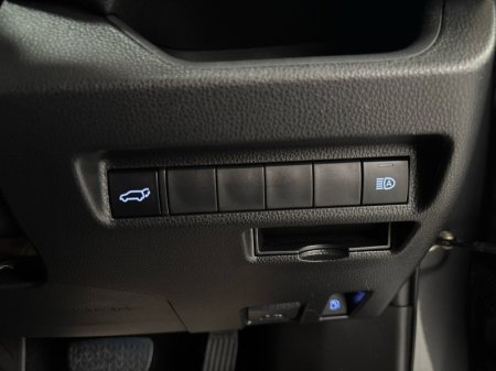 2022 Toyota RAV4 - photo 12