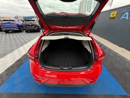 2018 Volvo V40 - photo 36