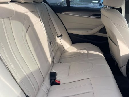 2020 BMW 5-Series - photo 12