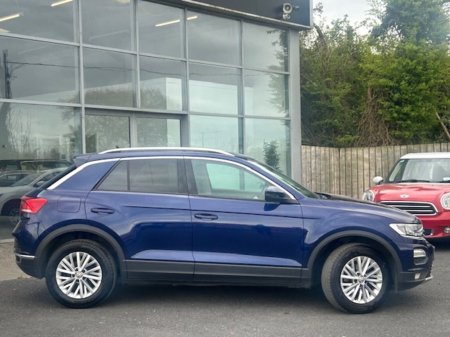 2020 Volkswagen T-Roc - photo 2