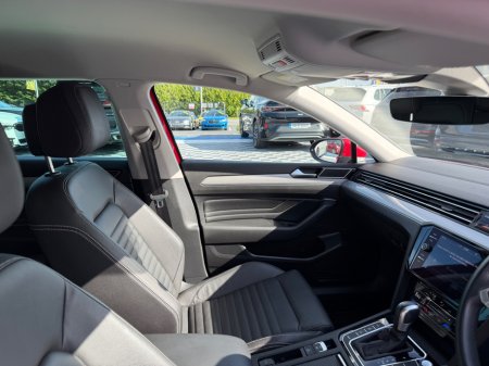 2022 Volkswagen Passat - photo 17