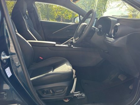 2025 Toyota C-HR - photo 12