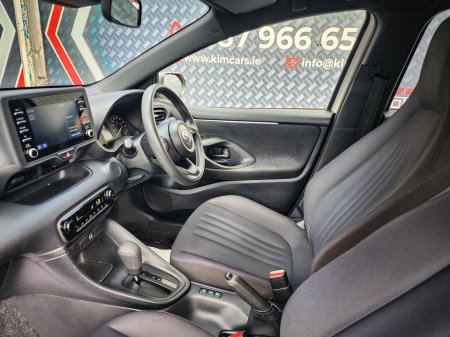 2023 Toyota Yaris - photo 23