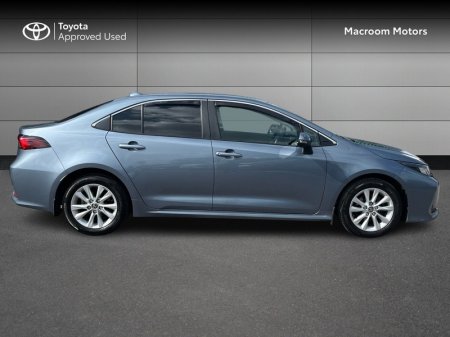 2024 Toyota Corolla - photo 3