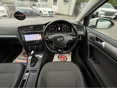 2020 Volkswagen Golf - photo 14