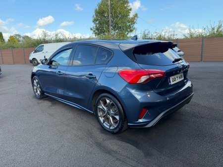 2022 Ford Focus - photo 6