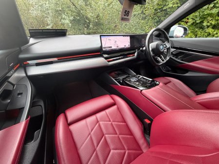 2024 BMW 5-Series - photo 19