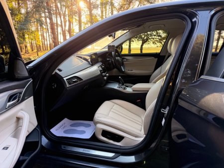 2020 BMW 5-Series - photo 23