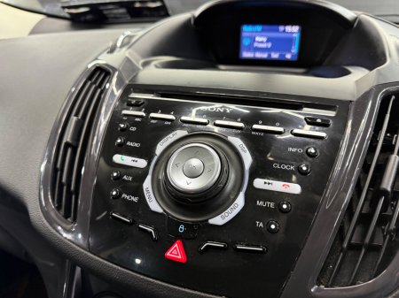 2015 Ford Kuga - photo 26