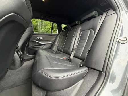 2021 BMW 3-Series - photo 25