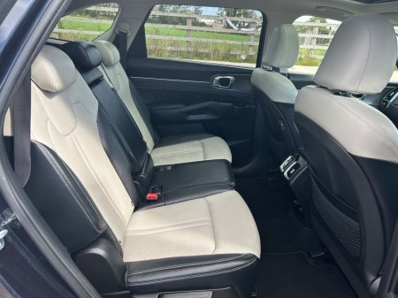 2023 Kia Sorento - photo 12