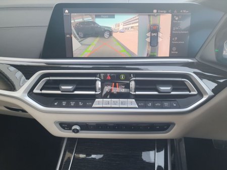 2020 BMW X7 - photo 19