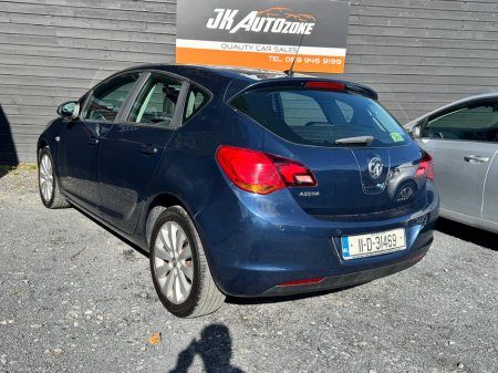 2011 Opel Astra - photo 5