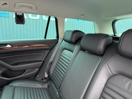 2019 Volkswagen Passat - photo 46