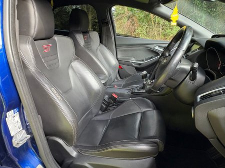 2015 Ford Focus - photo 7
