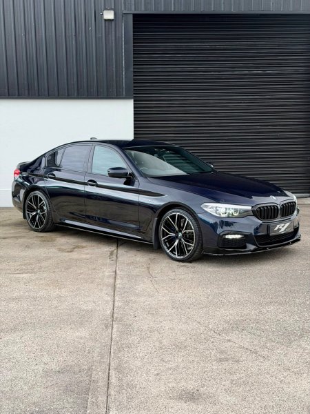 2020 BMW 5-Series - photo 8