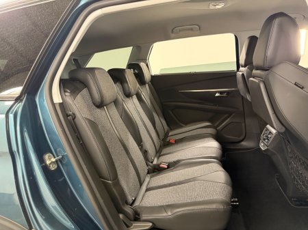 2018 Peugeot 5008 - photo 23