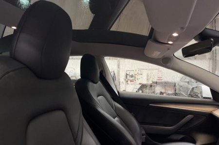 2021 Tesla Model 3 - photo 17