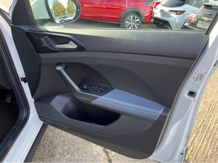 2024 Volkswagen T-Cross - photo 11