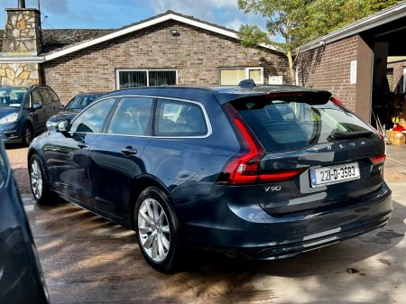 2022 Volvo V90 - photo 5