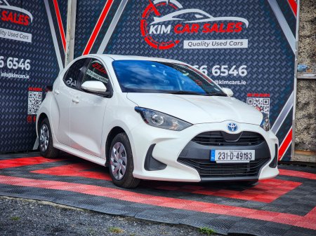 2023 Toyota Yaris - photo 3