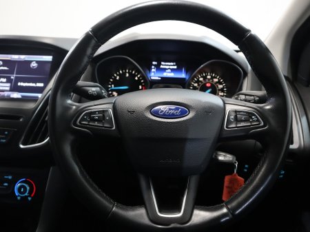 2016 Ford Focus - photo 11
