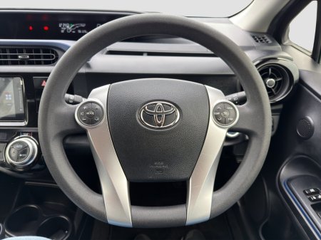 2016 Toyota Aqua - photo 9