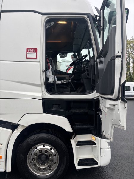 2021 Renault T520 - photo 12