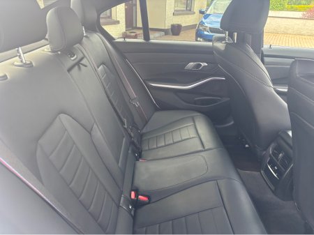 2021 BMW 3-Series - photo 10