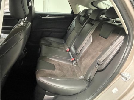 2019 Ford Mondeo - photo 13