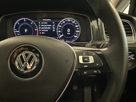 2020 Volkswagen Golf - photo 28
