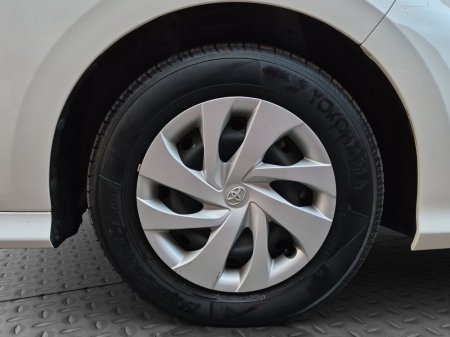 2020 Toyota Yaris - photo 12
