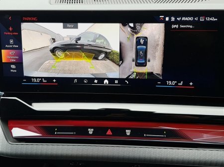 2026 BMW 5-Series - photo 23
