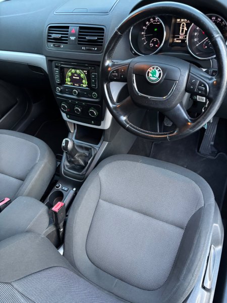 2012 Skoda Yeti - photo 14