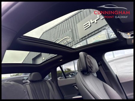 2026 Mercedes-Benz EQE - photo 17