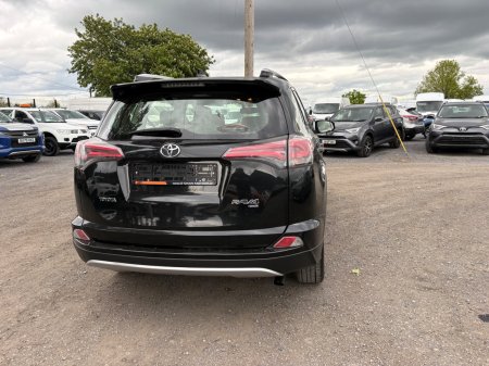 2016 Toyota RAV4 - photo 2