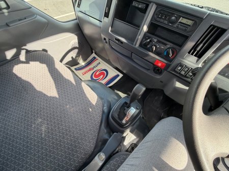 2019 Isuzu NPR - photo 24