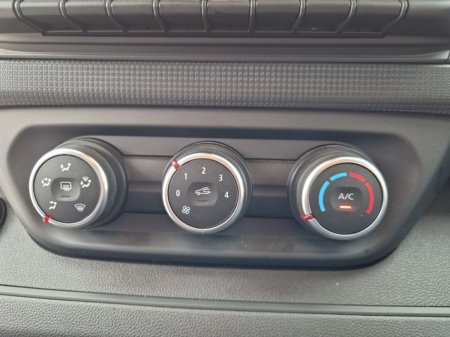 2026 Renault Trafic - photo 15