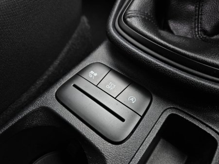 2020 Ford Fiesta - photo 14