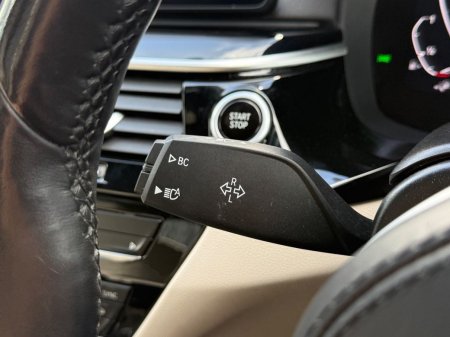 2022 BMW 5-Series - photo 26