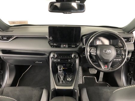 2025 Toyota RAV4 - photo 9