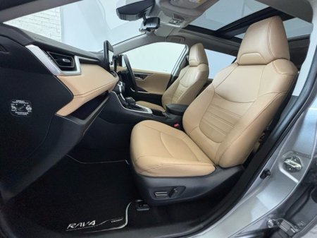 2024 Toyota RAV4 - photo 6