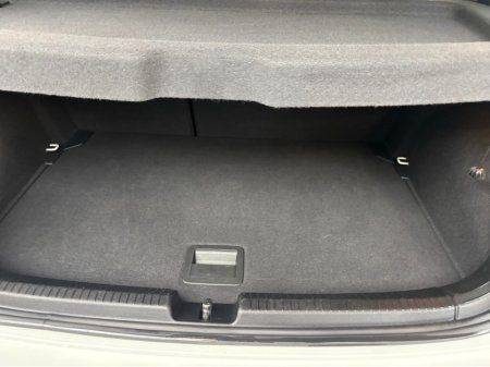2025 Volkswagen Polo - photo 6