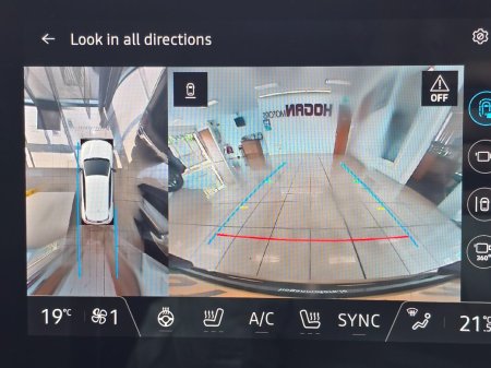 2024 Renault Megane E-Tech - photo 12