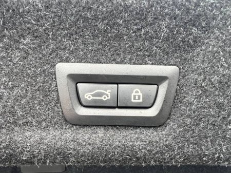 2021 BMW 3-Series - photo 14